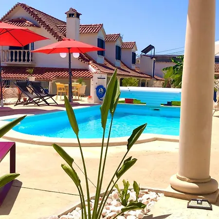 Casal Dos Frades * Fontainhas (Ourem)